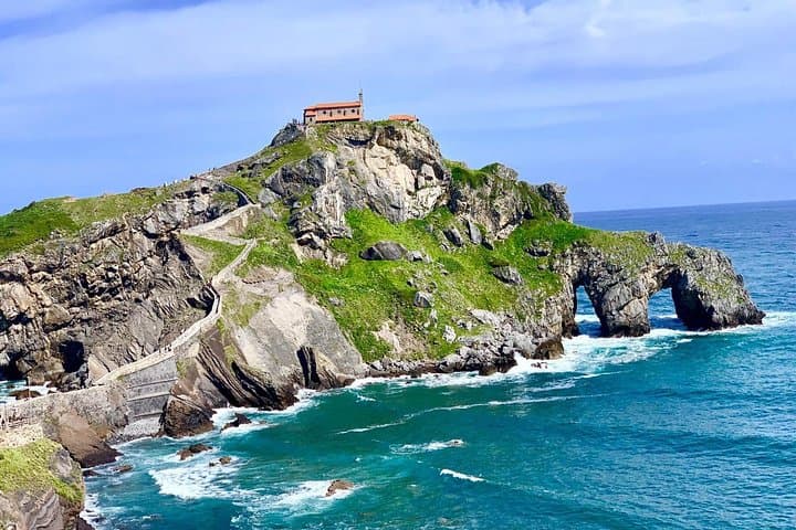 Dragonstone, Mundaka and Guernica from Bilbao — photo 2