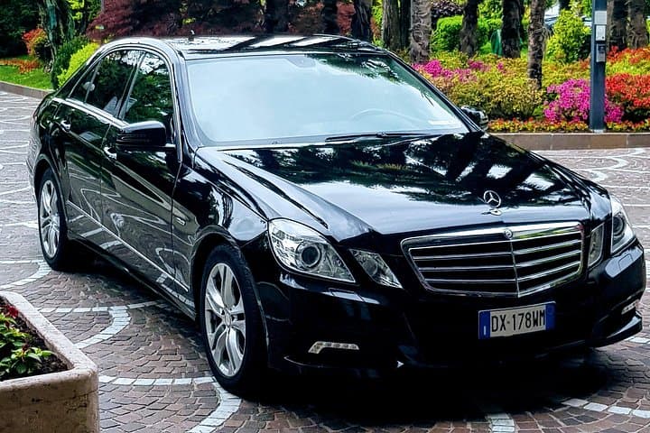 Frankfurt zum Flughafen Frankfurt (FRA) - Privater Transfer bei Abreise — Foto 5