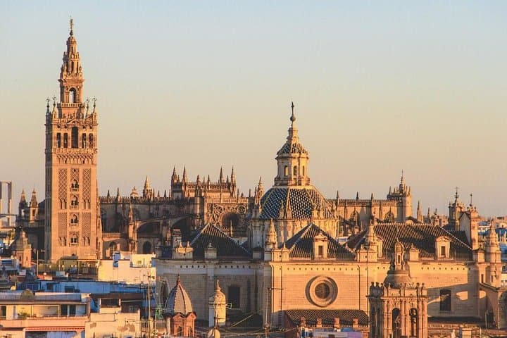 Multidía Privado: Córdoba, Granada, Alhambra y Sevilla desde Málaga
