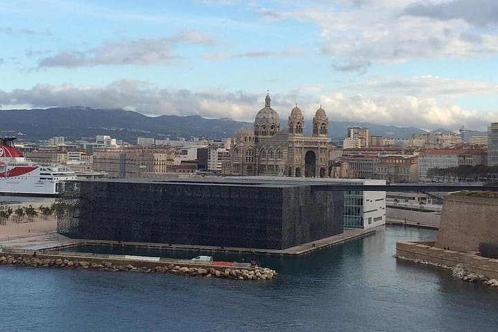 Tour Privado a Pie por el Viejo Distrito de Marsella — foto 4