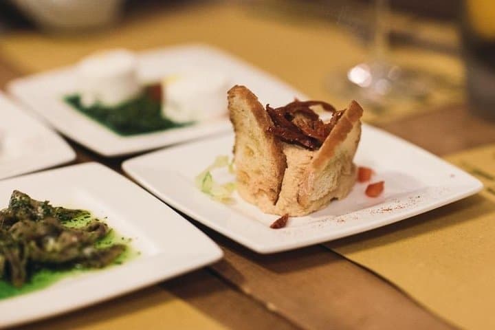 AperiTOur a Torino: Goditi un Aperitivo Tipico — foto 3