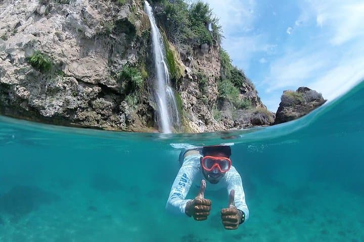 Ruta en kayak por los Acantilados de Nerja y Maro - Cascada de Maro — foto 5