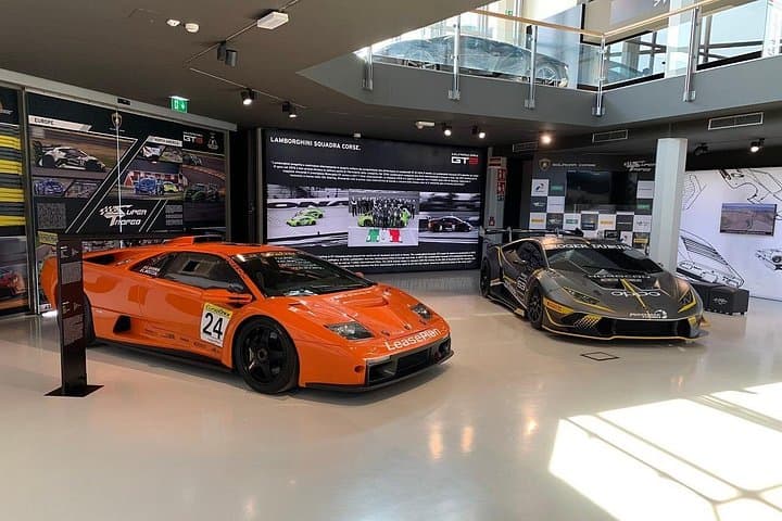 Musées Ferrari et Lamborghini, Usine et Musée Pagani - Excursion depuis Bologne — photo 2
