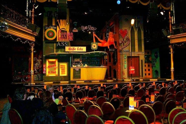 Englische Reeperbahn Tour - St. Pauli Nachtwanderung (min.2) — Foto 4