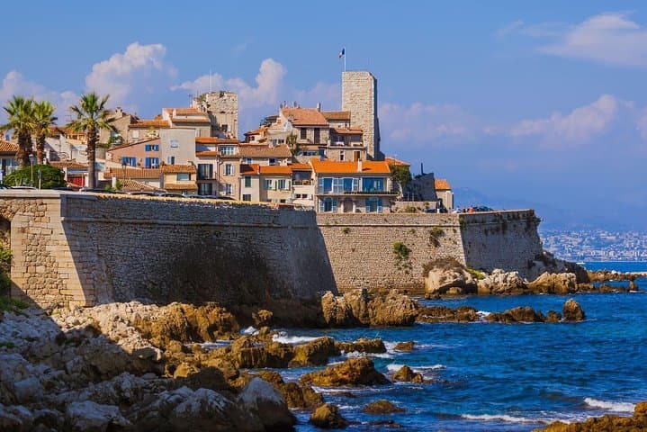 Excursión de medio día en grupo reducido a Antibes y Cannes desde Niza — foto 2