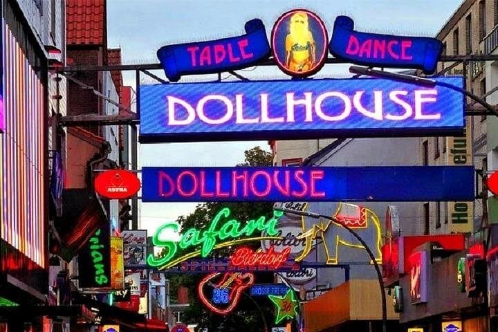 Englische Reeperbahn Tour – Erleben Sie Hamburgs sündige Seite