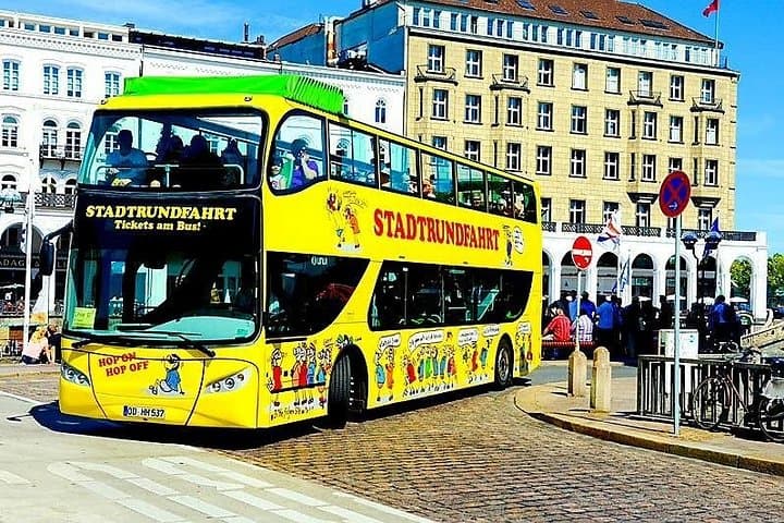 Hamburg: Hop-On Hop-Off Tour - Gelber Doppeldecker