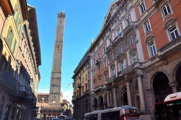 Tour Privado a Pie de 3 Horas por Bolonia — foto 5