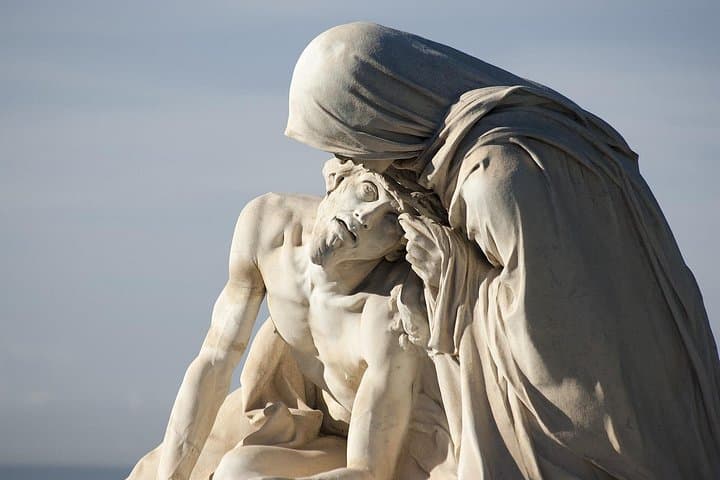 Esplora l'Arte e la Cultura di Marsiglia con un Locale