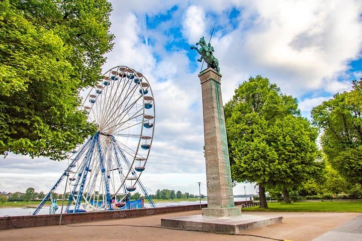 Tour Privado de Dos Horas por el Dusseldorf Histórico