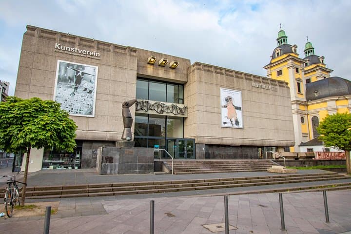 Esplorazione dell'Arte e della Cultura di Dusseldorf con un Locale — foto 3