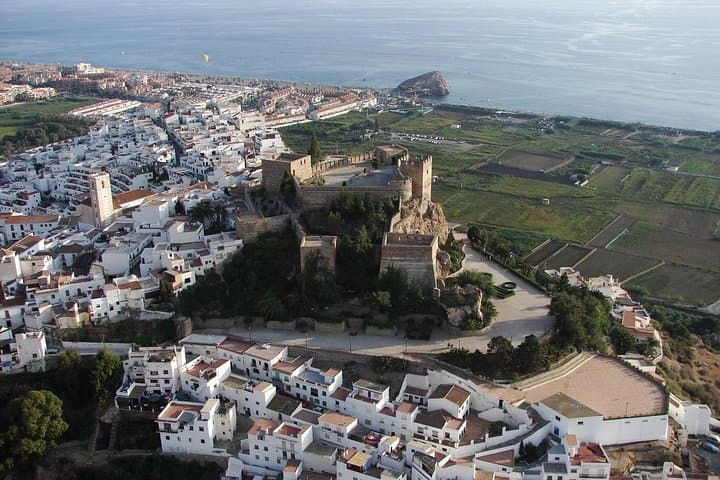 Escursione alle Grotte di Nerja e Costa Tropicale da Granada — foto 5