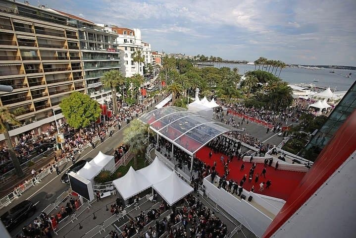 Trasferimento Privato: Aeroporto di Nizza NCE a Cannes in Van di Lusso — foto 5