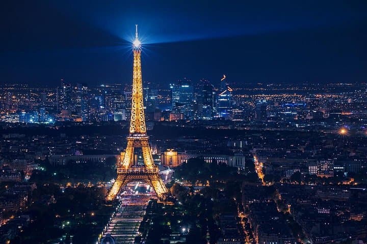 Privater Transfer VON Flughafen Roissy-Charles de Gaulle NACH Paris