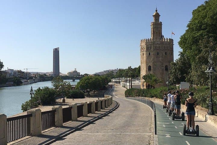 Tour Guidato in Segway a Siviglia