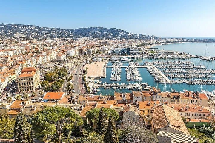 Trasferimento Privato: Aeroporto di Nizza NCE a Cannes in Auto di Lusso — foto 5