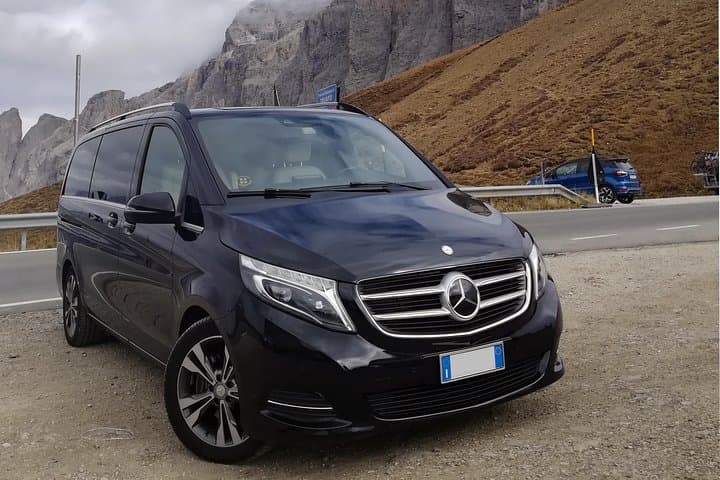 Privater Luxus-Transfer von Verona nach Ortisei — Foto 2