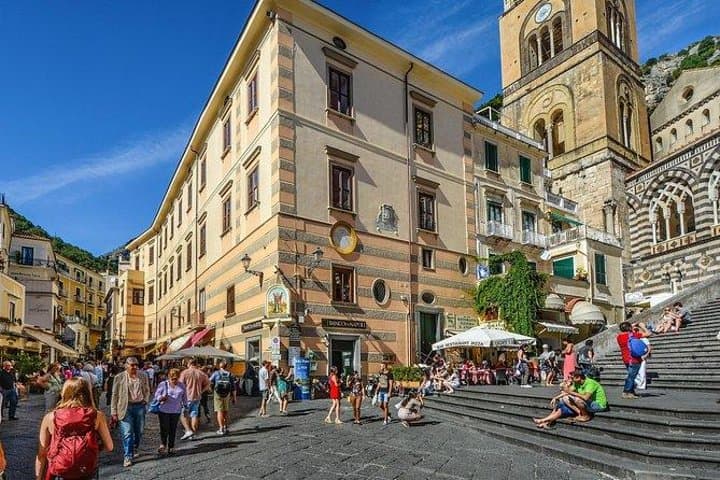 Private geführte Tour zu den Top-Sehenswürdigkeiten von Amalfi — Foto 4