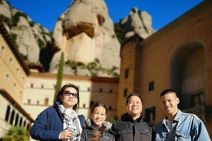 Excursión de un día a Montserrat en grupo privado o pequeño con entradas a la Basílica — foto 5