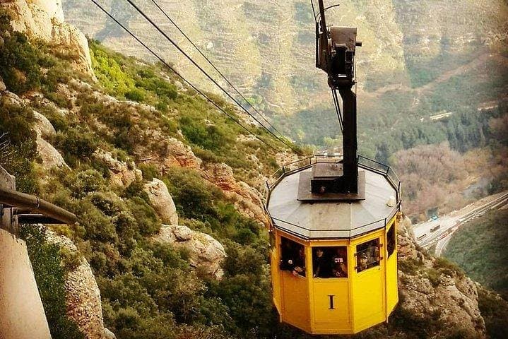 Excursion d'une journée à Montserrat en privé ou en petit groupe avec billets pour la basilique