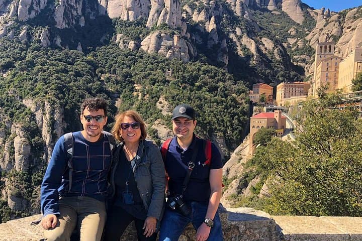 Privater Tagesausflug zu Montserrat & Penedes Weingut — Foto 4