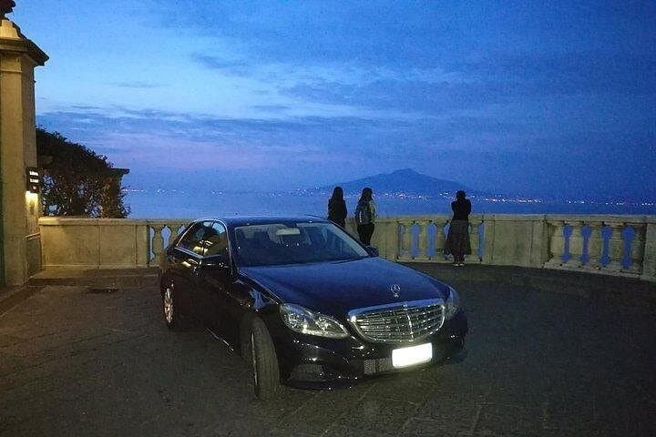 Privater Transfer von Amalfi nach Neapel — Foto 2