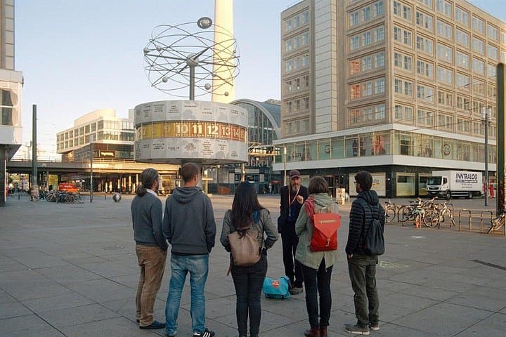 Kleingruppen-Walking-Tour durch Ostberlin mit einem französischen Guide — Foto 4