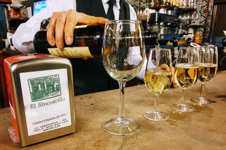 Sevilla Food Tour: Tapas, Wine, History &amp; Traditions — photo 2