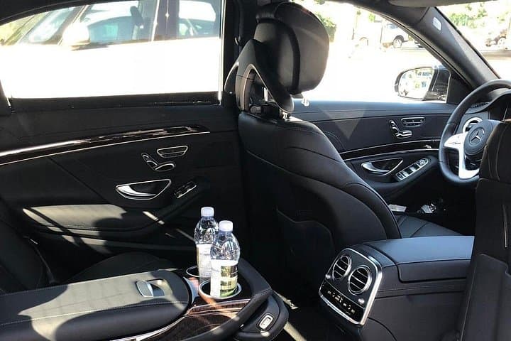 Frankfurt zum Flughafen Frankfurt (FRA) - Privater Transfer bei Abreise — Foto 4