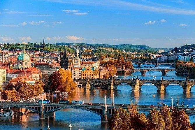 Transfert privé de Berlin à Prague avec 2h de visites — photo 4