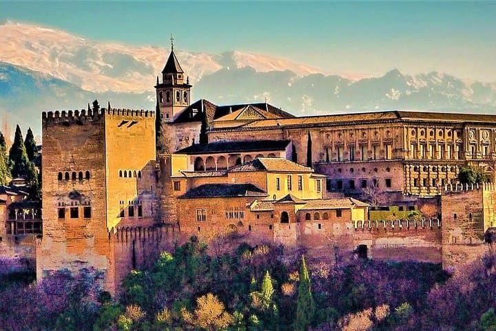 Vollständige Alhambra-Tour mit bevorzugtem Zugang (SPANISCH)