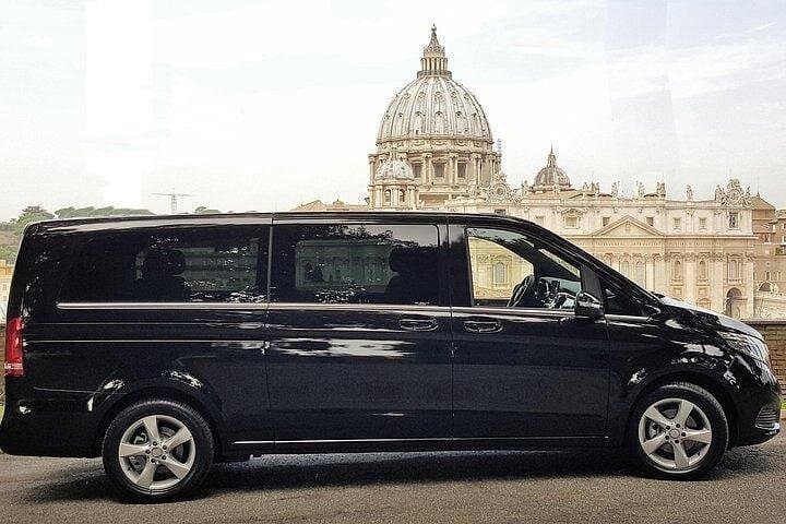 Trasferimento Privato Roma-Porto di Civitavecchia o Porto di Civitavecchia-Roma