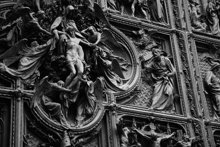 Tour guidato in piccoli gruppi del Duomo di Milano con vista dal tetto — foto 3