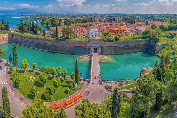 Tour a pie por Peschiera — foto 2