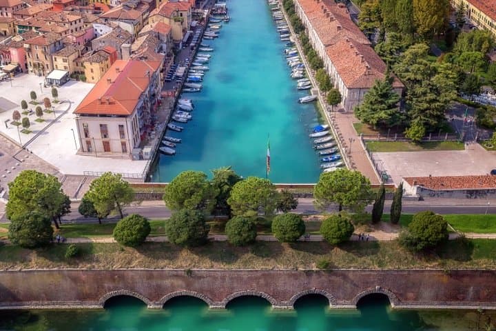 Tour a pie por Peschiera