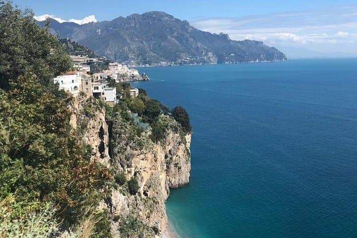 Trasferimento Privato da Napoli a Positano e Sosta Opzionale a Pompei