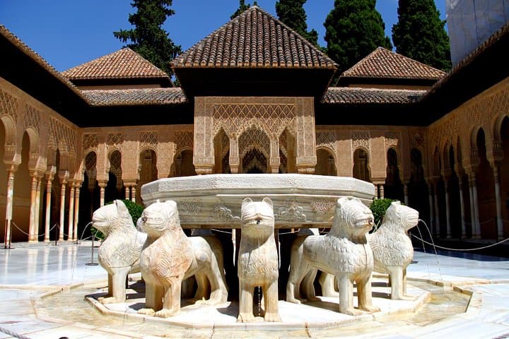 Catedral y Capilla Real y Alhambra y Generalife — foto 2