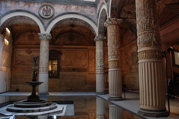 Tour a pie por Florencia en un grupo pequeño — foto 2