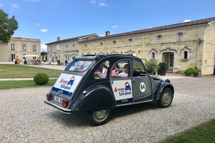 Private Médoc 4,5-Stunden-Weintour in einem Citroën 2CV ab Bordeaux — Foto 3