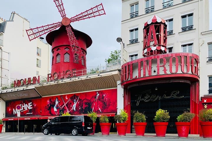 Private Transfer to Moulin Rouge — photo 5