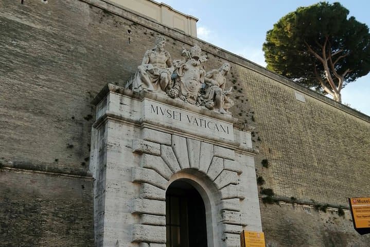 Geführte Tour durch die Vatikanische Museen, die Sixtinische Kapelle & den Petersdom — Foto 2