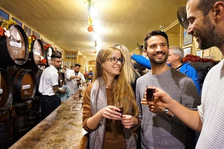 Flamenco, Tapas und Wein Tour in Málaga — Foto 2