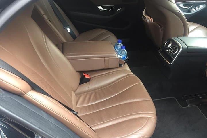 Privater Transfer von Düsseldorf nach Amsterdam oder zum Flughafen Schiphol — Foto 4