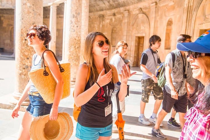 Visite guidée de l'Alhambra avec billets pour les palais nasrides — photo 2