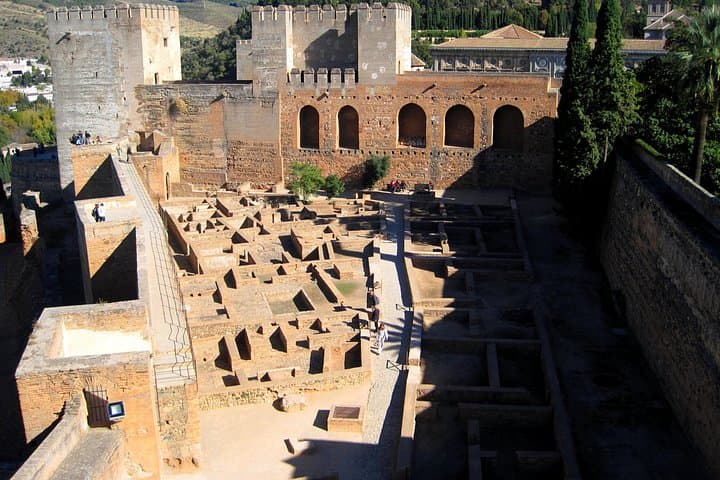 Tour guidato dell'Alhambra: Generalife e i suoi giardini — foto 3