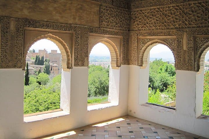 Tour guidato dell'Alhambra: Generalife e i suoi giardini — foto 4