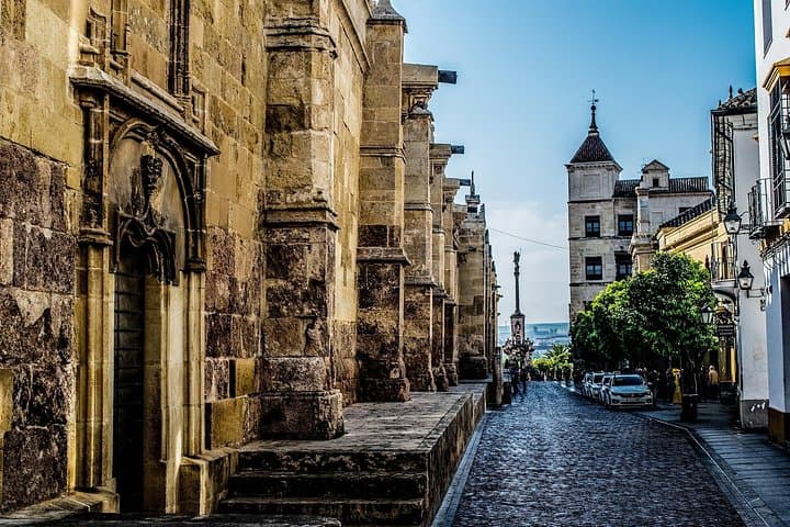 Excursión de un día en grupo reducido a Córdoba y la Mezquita desde Granada — foto 2