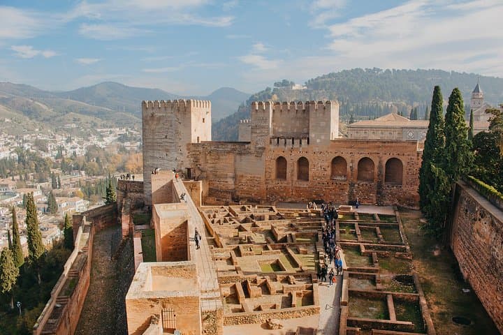 Biglietto Salta Fila per l'Alhambra e il Generalife con Guida a Granada — foto 3