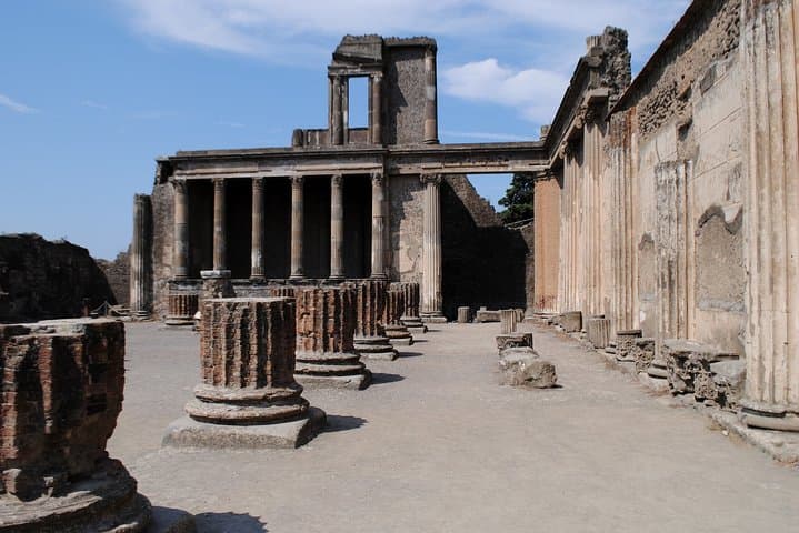 Pompeii et Vésuve - Visite VIP en petit groupe avec déjeuner