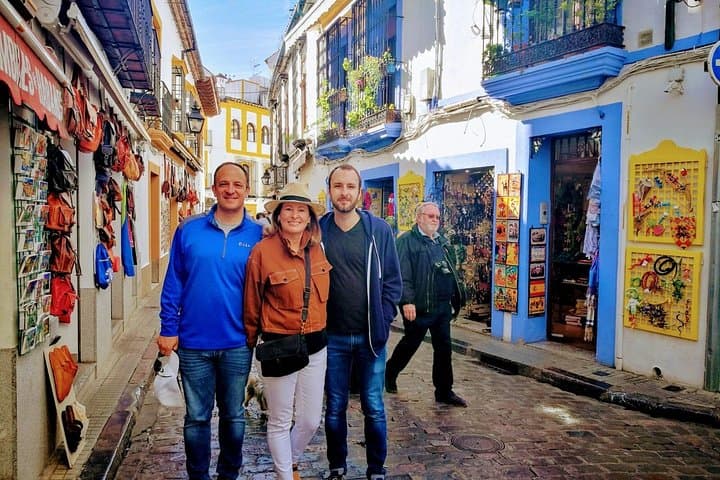 Excursión de un día en grupo reducido a Córdoba y la Mezquita desde Granada